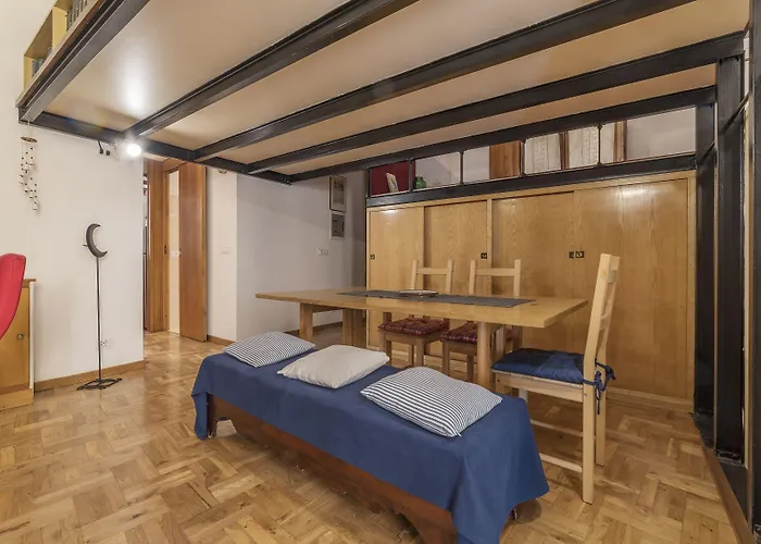 Guesthost - Lovely Loft Trastevere Rome
