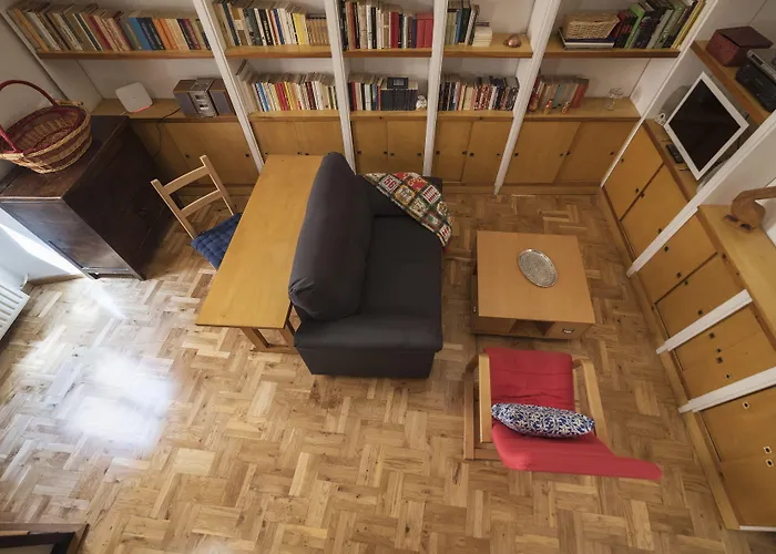 Apartment Guesthost - Lovely Loft Trastevere