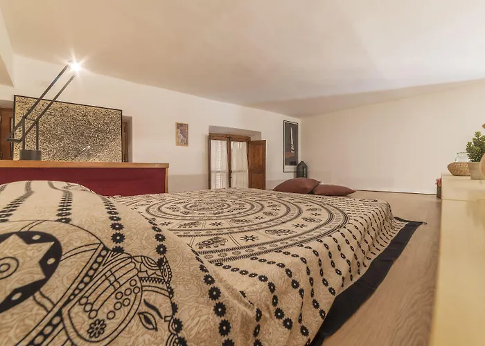 Guesthost - Lovely Loft Trastevere Apartment *