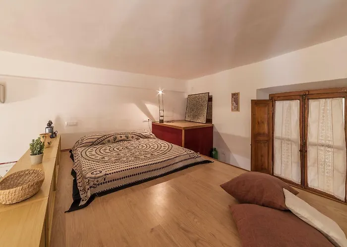 Guesthost - Lovely Loft Trastevere Rome