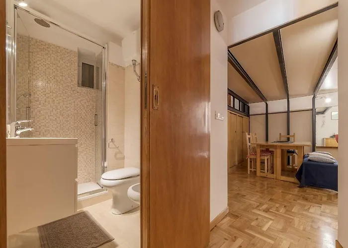 Guesthost - Lovely Loft Trastevere Apartment Rome
